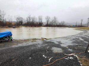 Burke Road plan is to keep gravel